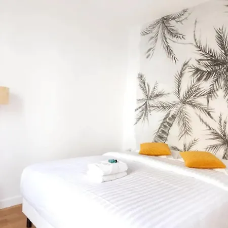 Le Marais Rambuteau Apartment